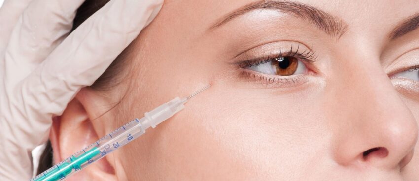 How Does Under Eye Filler Treatment Reduce Dark Circles
