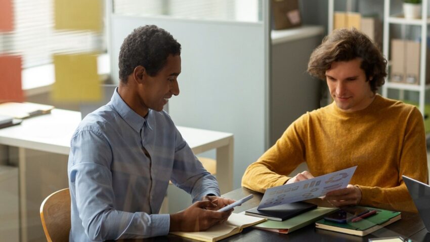 When Should a Business Hire Financial Controller Services in Los Angeles