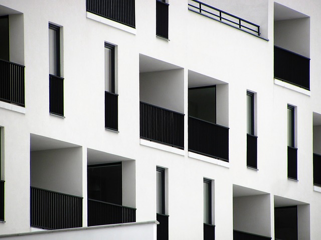 building 414408 640
