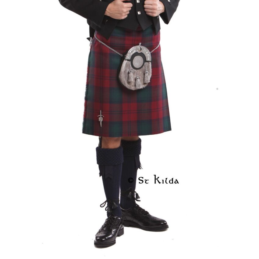T K08H 8 yard handmade kilt 1000x1000h
