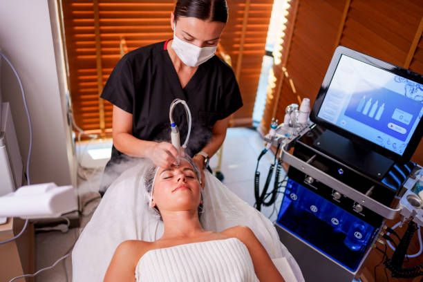 Does Hydrafacial Help Improve Uneven Skin