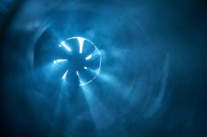 INDUSTRIAL FAN BANNER 1
