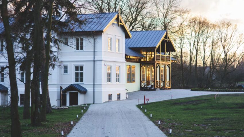 How Can You Find the Right House in Cranston RI