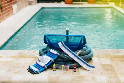 Weekly Pool Cleaning Services in Gilbert AZ