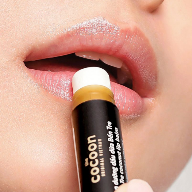 Son Dưỡng Dầu Dừa Cocoon Ben Tre Coconut Lip Balm With Shea Butter & Vitamin E