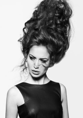 Urban Queens - Uros Mikic - Kinky Curly Straight 1