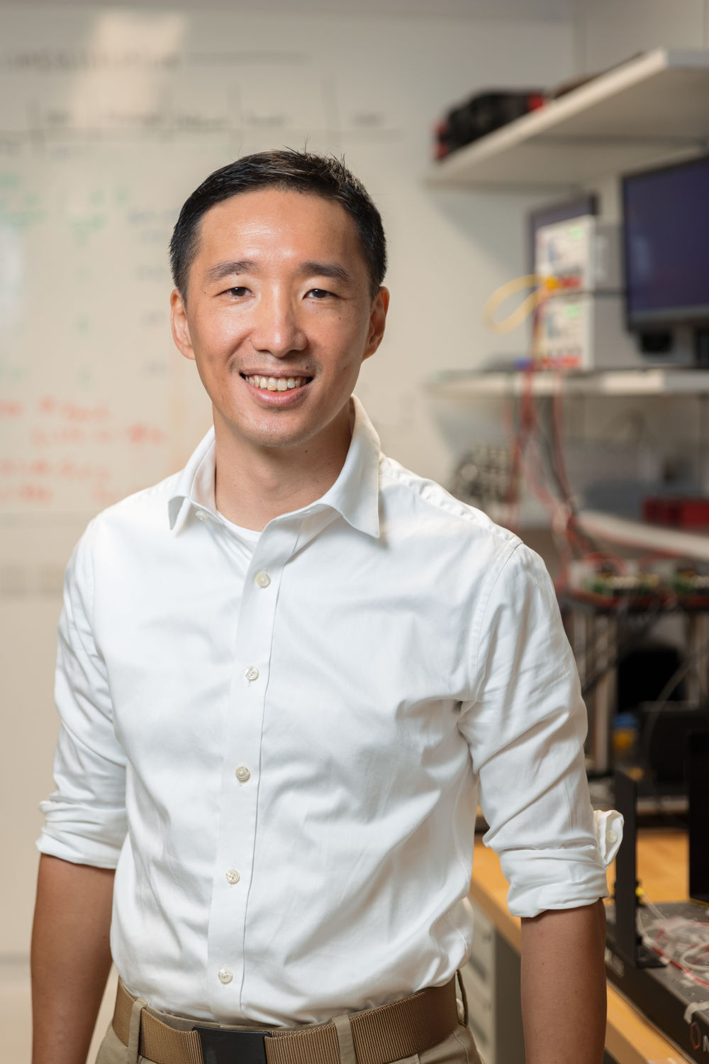 Associate Professor Alex Ling, NUS Department of Physics