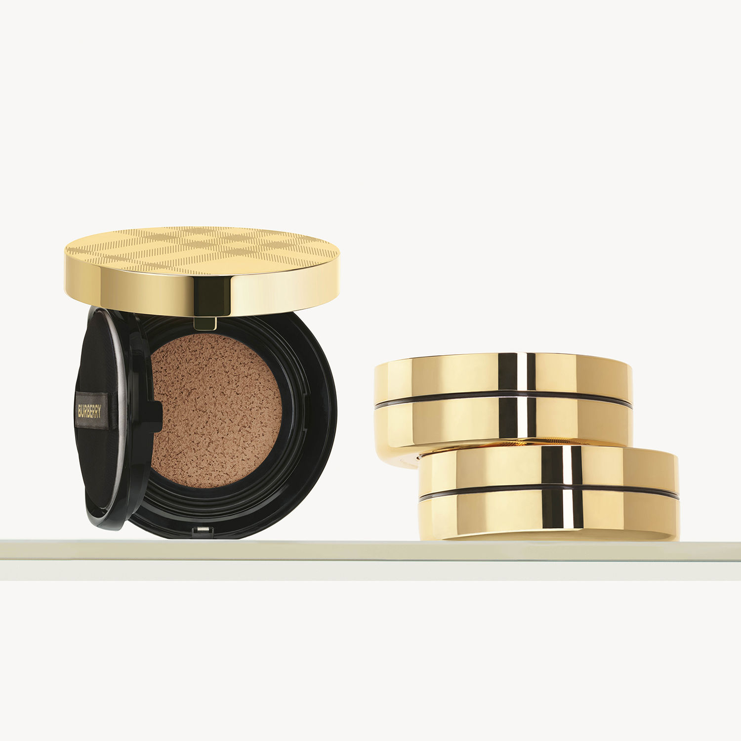 Burberry Ultimate Glow Cushion - THE EDGE SINGAPORE