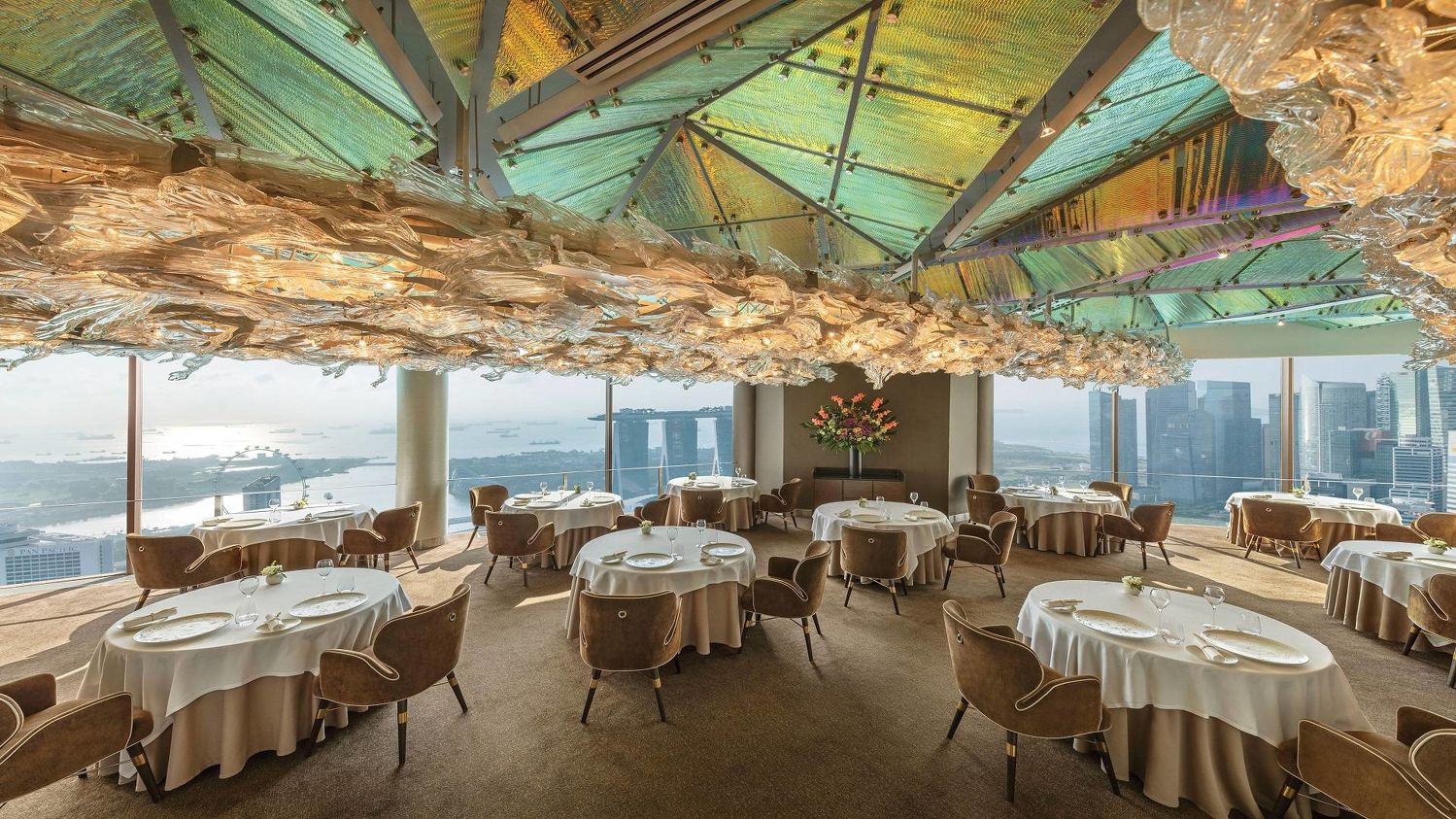 Jaan by Kirk Westway - THE EDGE SINGAPORE