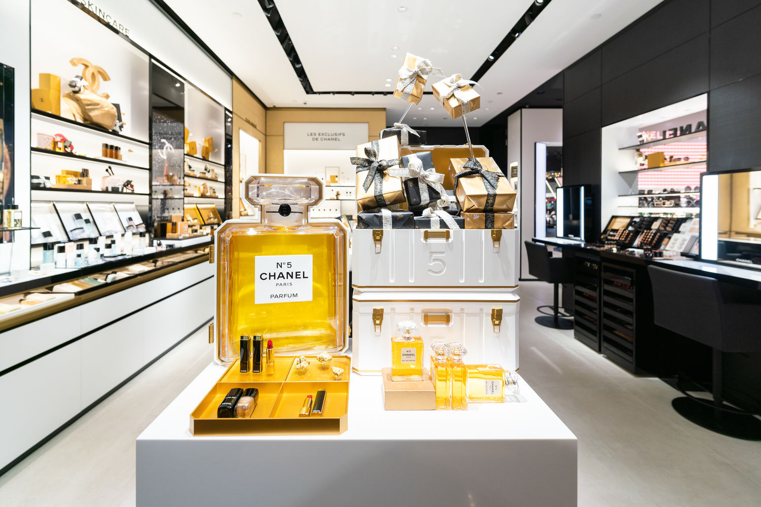 CHANEL IMMERSIVE - THE EDGE SINGAPORE