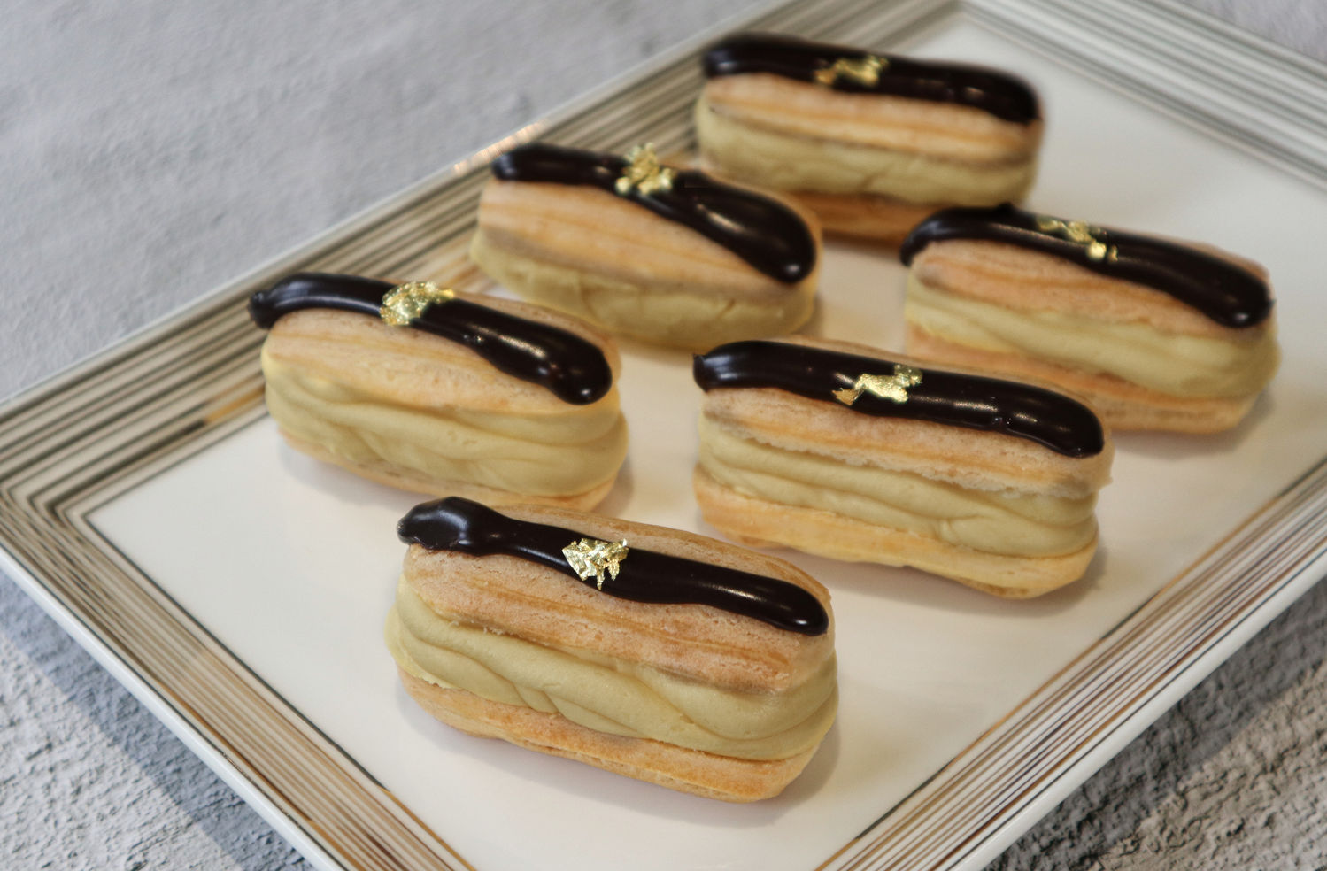 Coffee-Lounge-Mao-Shan-Wang-Mini-Eclair - THE EDGE SINGAPORE