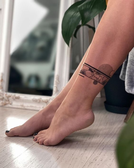 106787894c80ea62cc1a3105746a7012 Hình xăm cổ chân