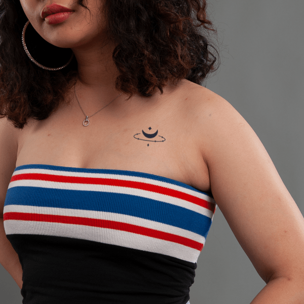 1__18__202046a8195741a49634e0e6b43b6fd1_grande Hình xăm mặt trăng khuyết cho nữ