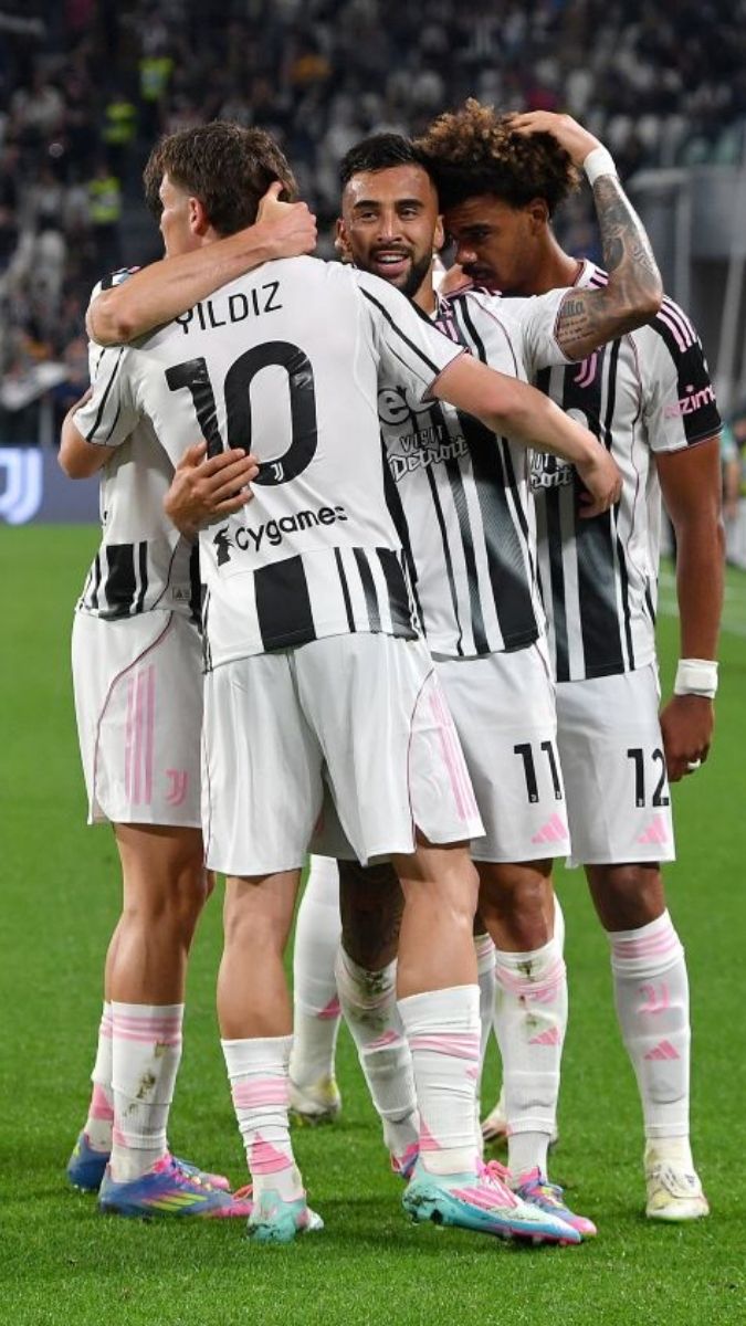hinh-nen-juventus-31 Hình nền Juventus sôi động
