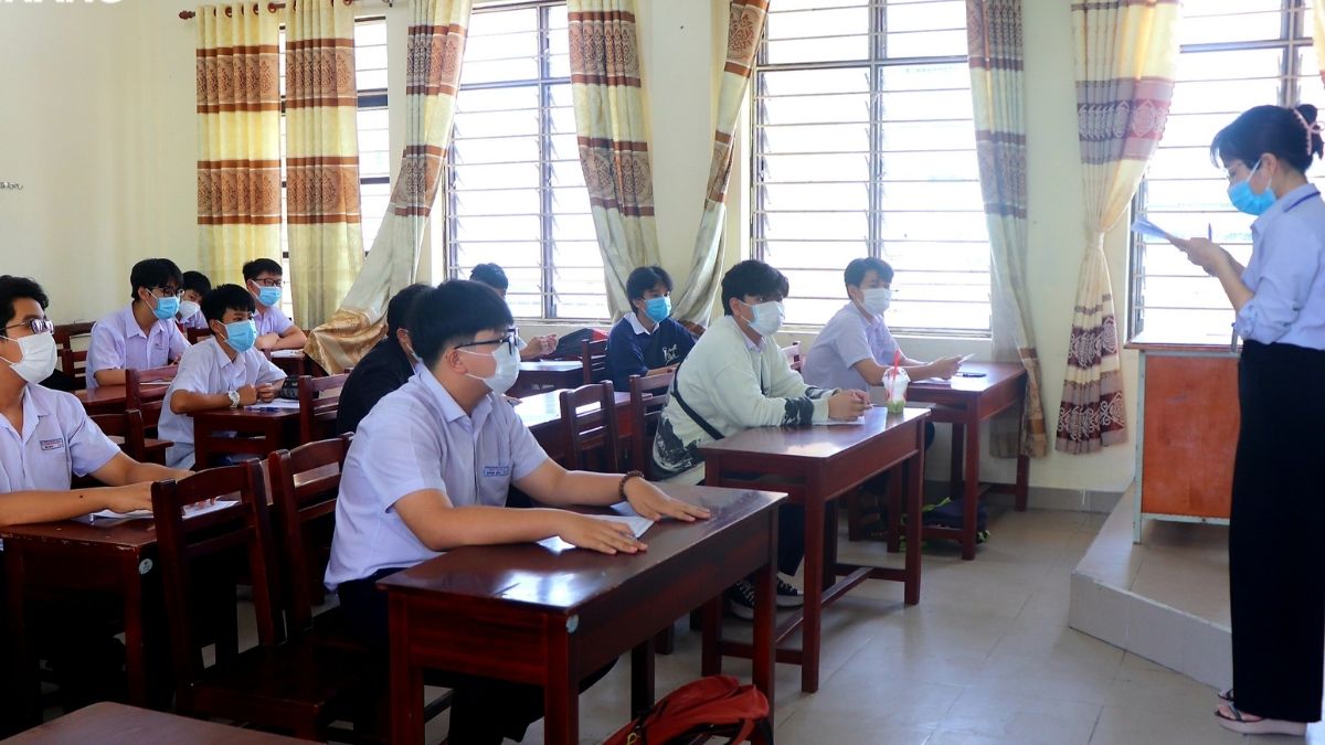 anh-lop-hoc-38 ảnh lớp học cấp 3 hạnh phúc