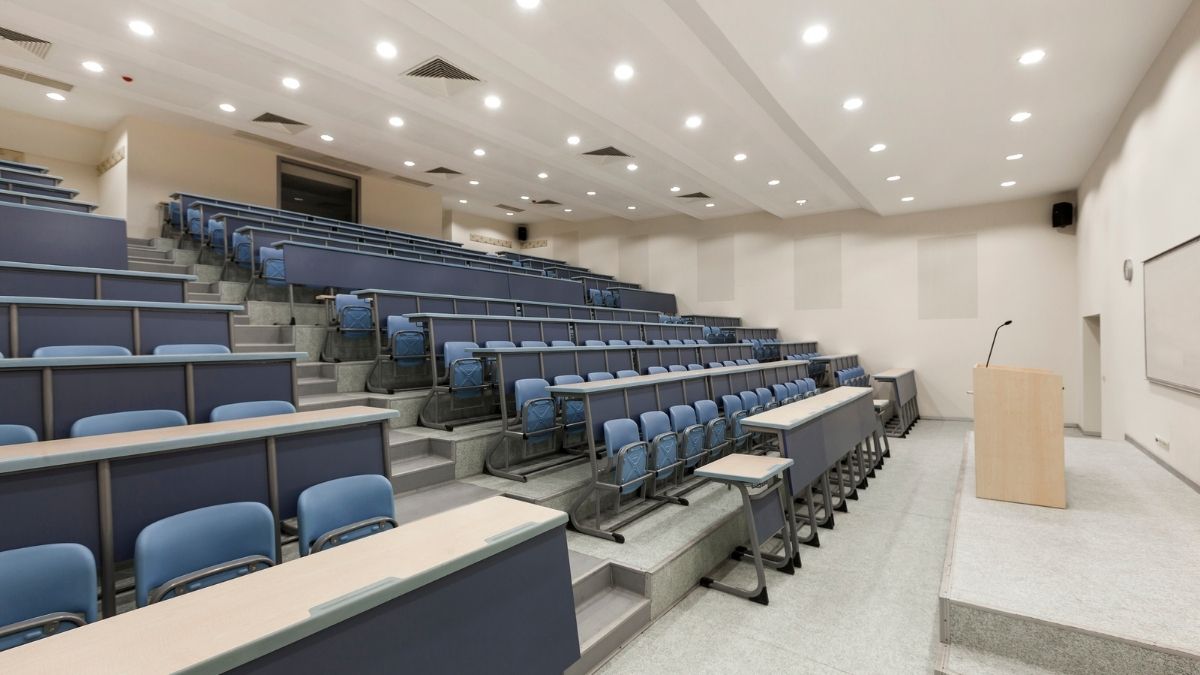 anh-lop-hoc-42 ảnh lớp học đại học