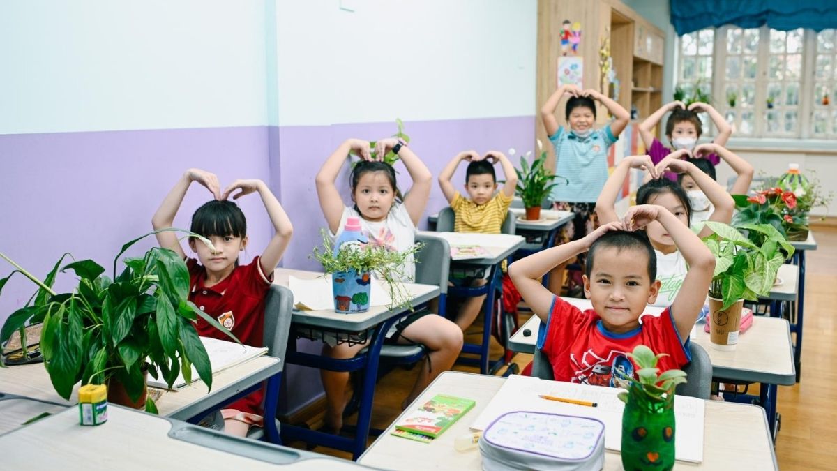 anh-lop-hoc-61 Ảnh lớp học hạnh phúc