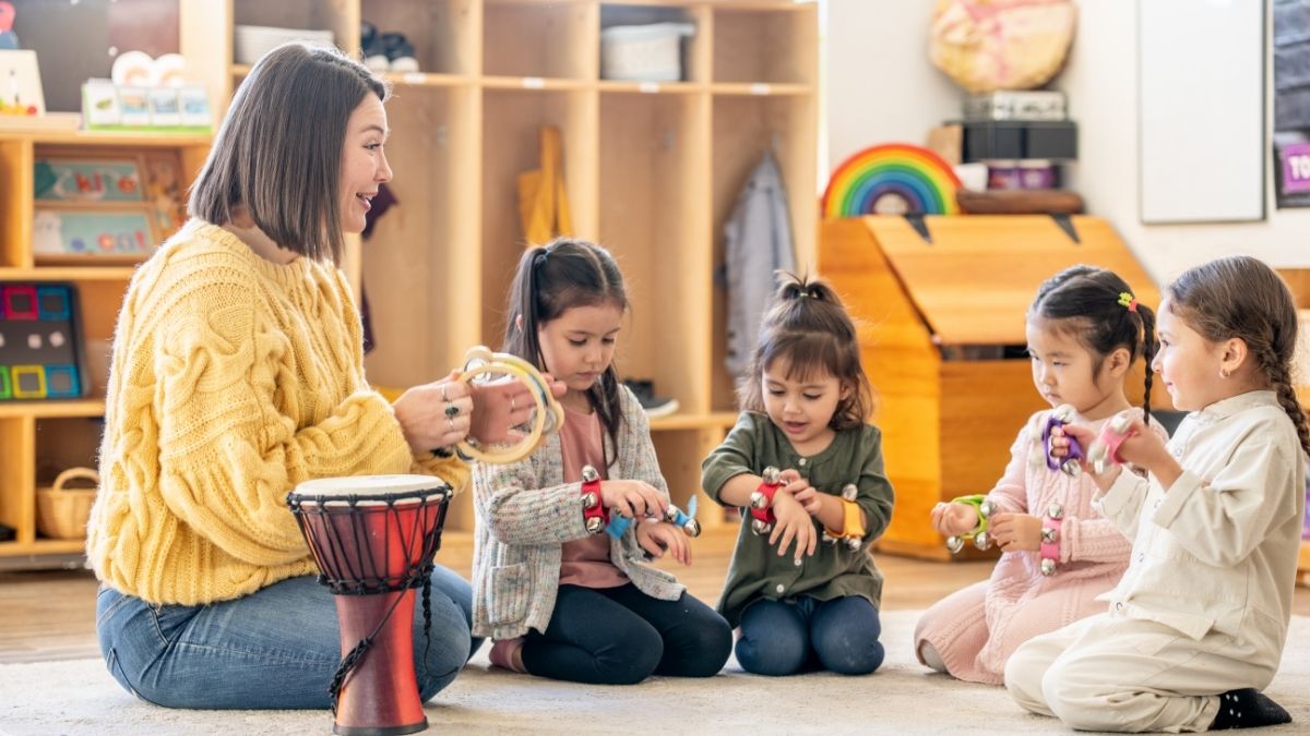 anh-lop-hoc-66 Ảnh lớp học hạnh phúc yêu thương