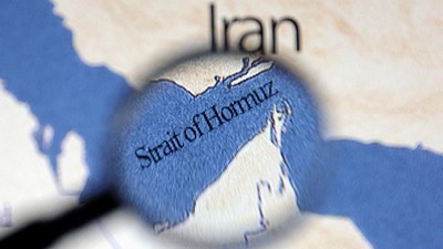 Selat Hormuz Membara: Bagaimana Nasib Tiga WNI yang Hilang di Tengah Badai Konflik?