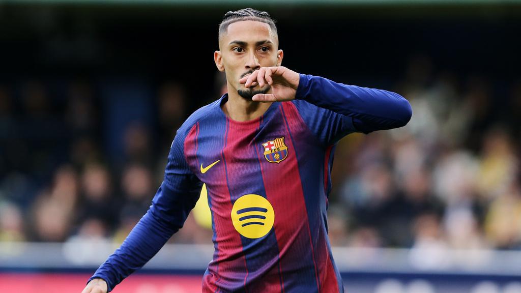 Raphinha Cetak Tiga Gol, Barcelona Tunjukkan Dominasi Total Atas Sevilla di Camp Nou